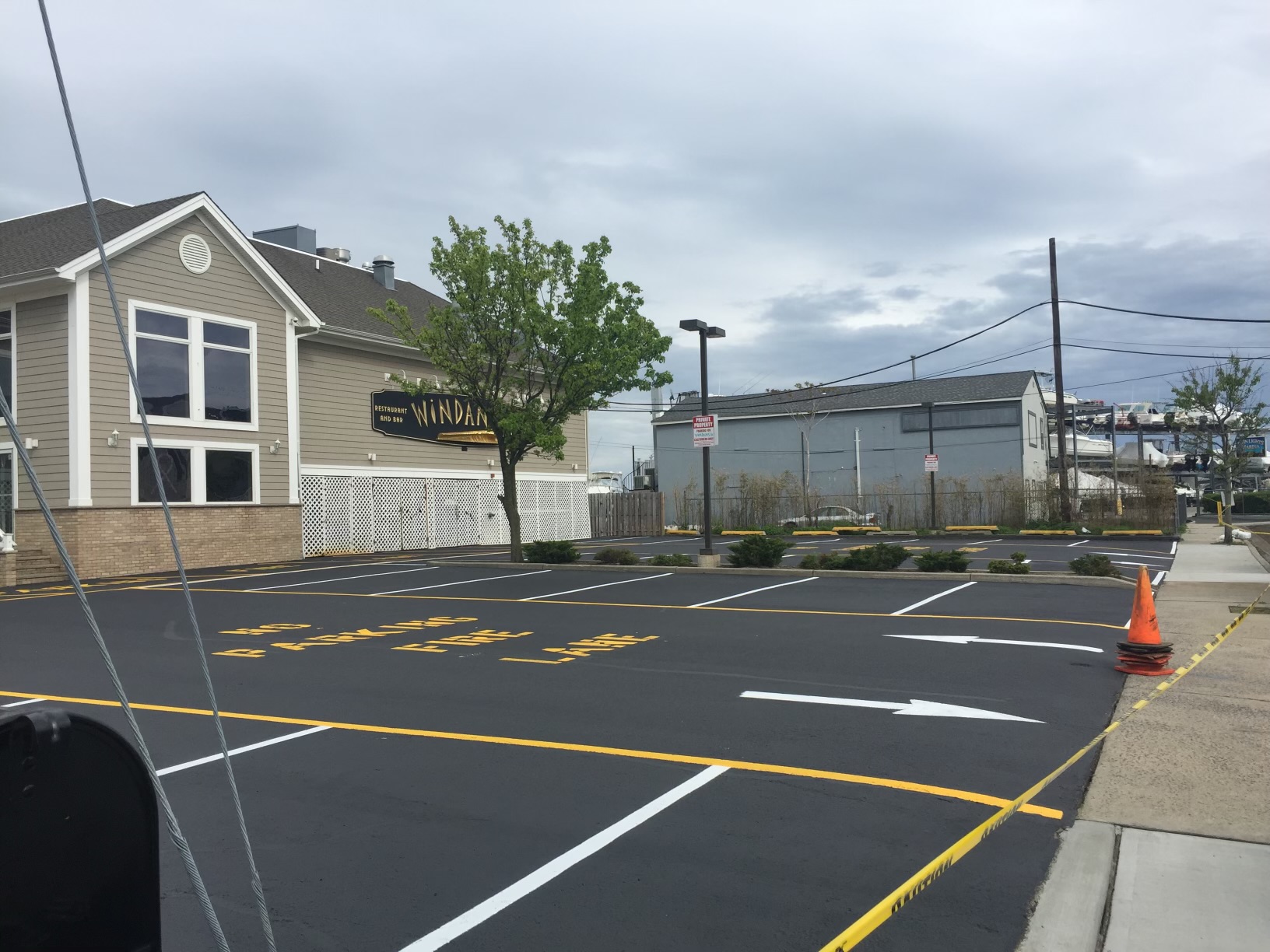 sealcoatingandpainting2